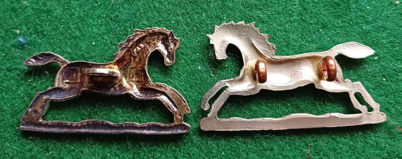 British Army, 3rd King's Own Hussars Officer's collars x 2