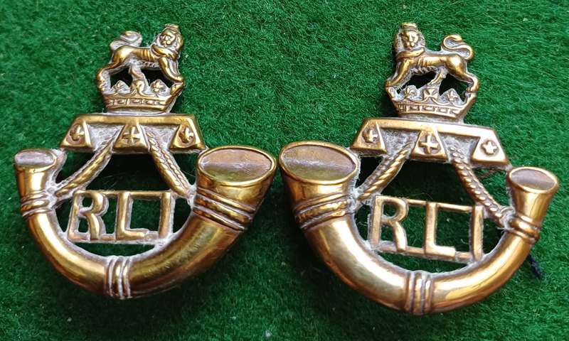 SA UDF Rand Light Infantry brass collars