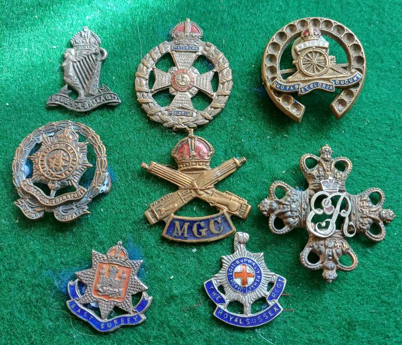 Selection of 8 Sweetheart badges, missing pins, sold as seen