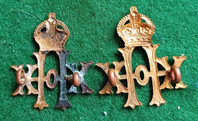British Army, 20th Hussars brass collars pair