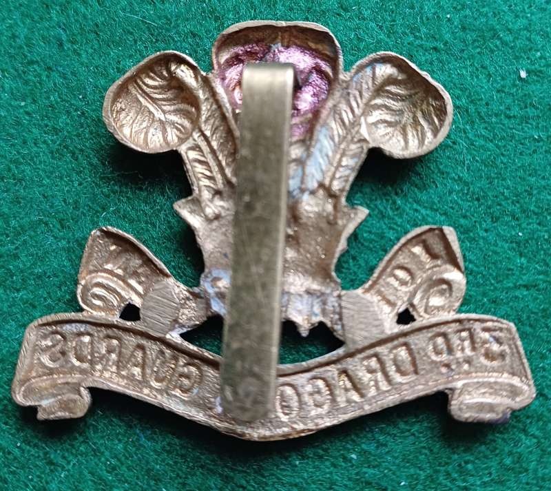 British Army, 3rd Dragoon Guards brass cap badge