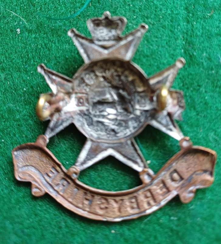 British Army, Derbyshire Regt, (Sherwood Foresters,) QVC BiM cap badge