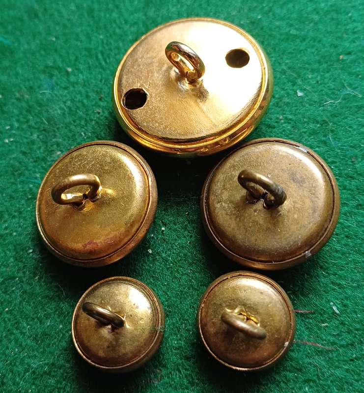 SA Transvaal Scottish 5 buttons, different sizes