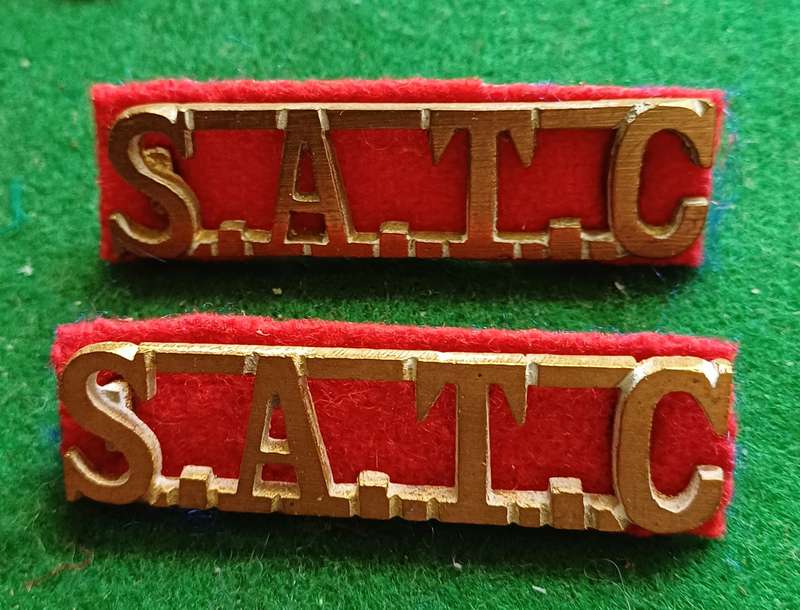 SA Tank Corps WWII titles with red tab, pair