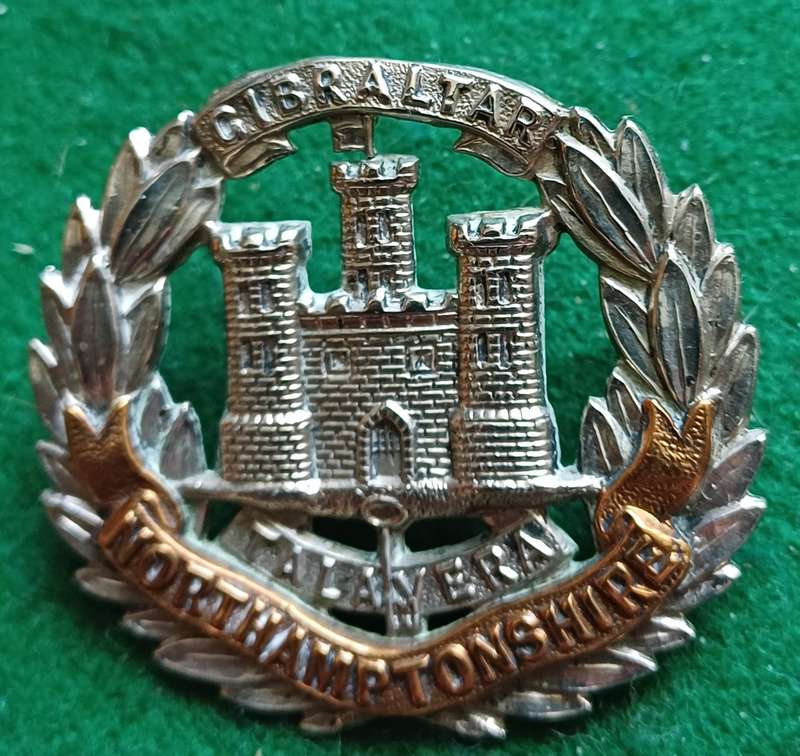 British Army, Northamptonshire regt BiM Victorian cap badge with lugs