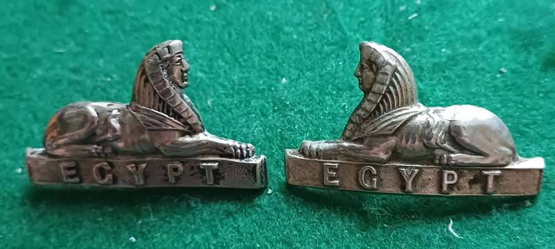 British Army, South Wales Borderers WM OR collars pair