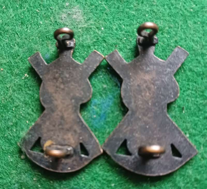 British Army, Royal Highlanders, Black Watch Officer's bronze collars pair
