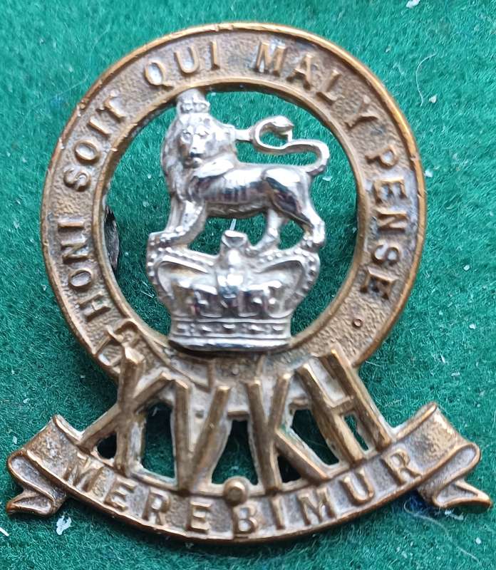 British Army: XV Kings Hussars QVC cap badge, lugs