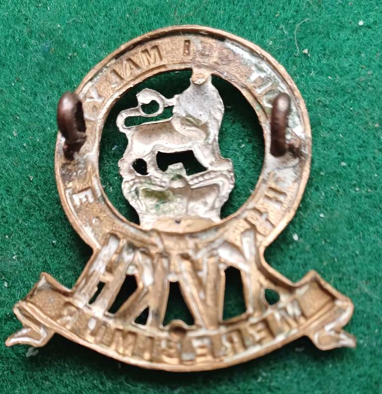 British Army: XV Kings Hussars QVC cap badge, lugs