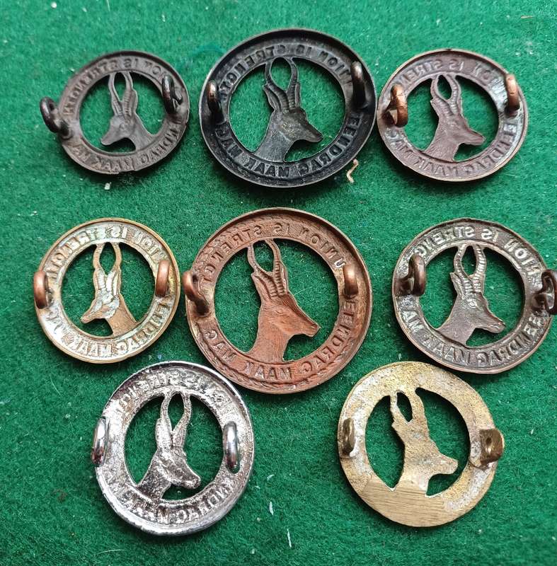 SA UDF, 8 x SA General Service badges inc 2 sets