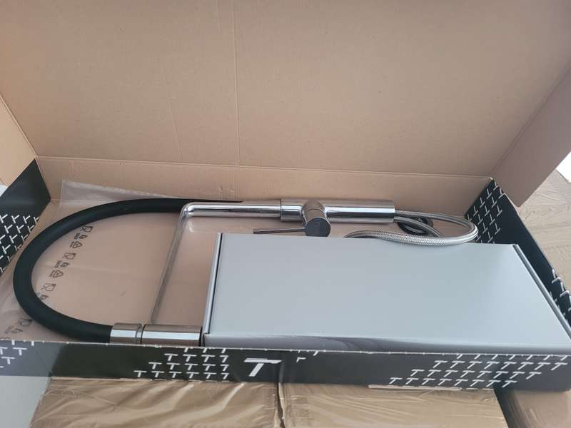 Tivoli Varano Black & Chrome Sink Mixer 15 Year Guarantee