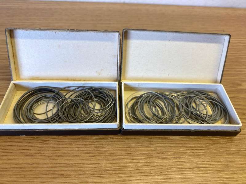Gaskets for waterproof watch cases