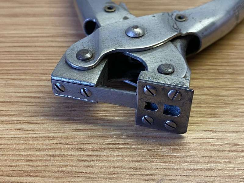 Watchmakers tool