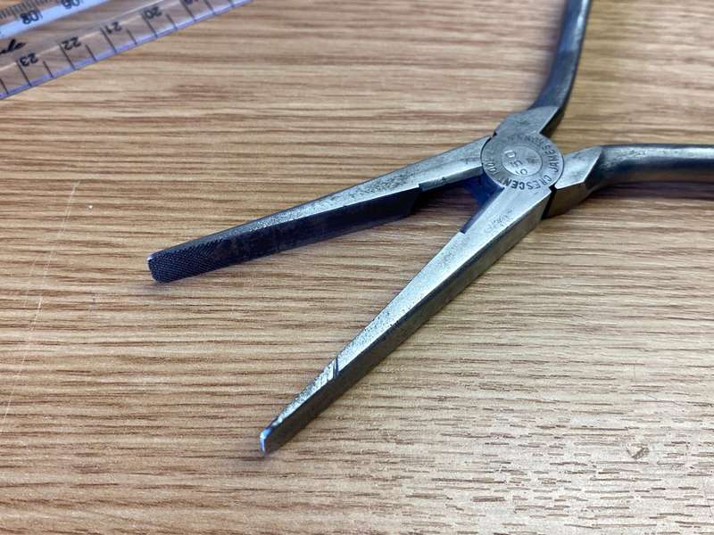 CRESCENT TOOL CO. - duck bill pliers