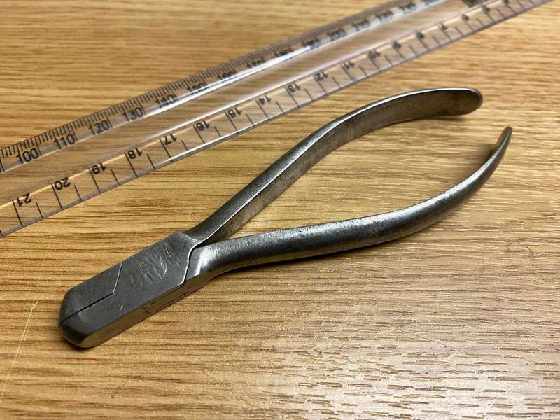 Watchmakers pliers