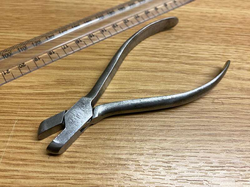 Watchmakers pliers