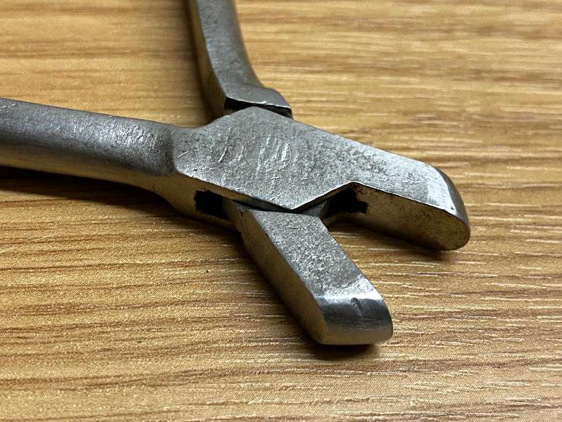 Watchmakers pliers