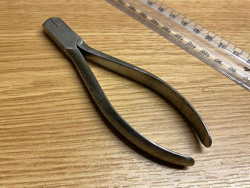 Watchmakers pliers