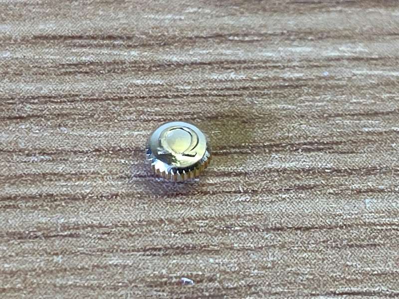 3.7mm Omega gold crown