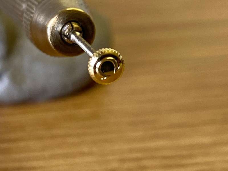 3.7mm Omega gold crown