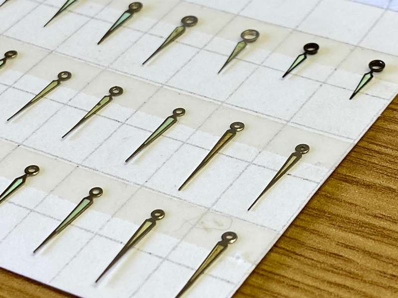 Hour & minute hands for watch - silver lumed