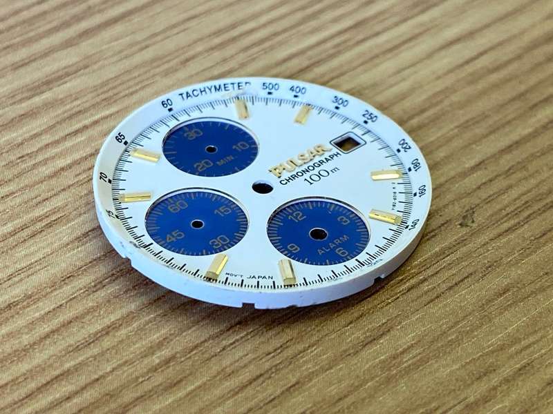 Pulsar Chronograph Y182 dial