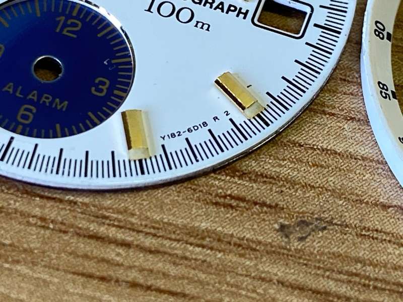 Pulsar Chronograph Y182 dial