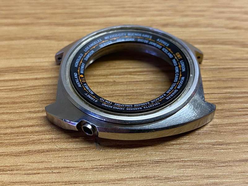 SEIKO WORLD TIMER - case