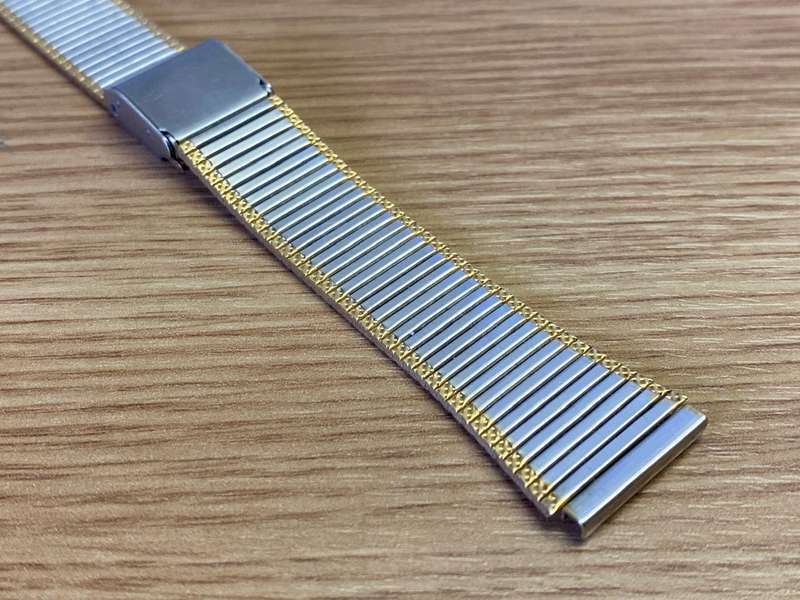 18mm stainless steel two piece strap with gold edge