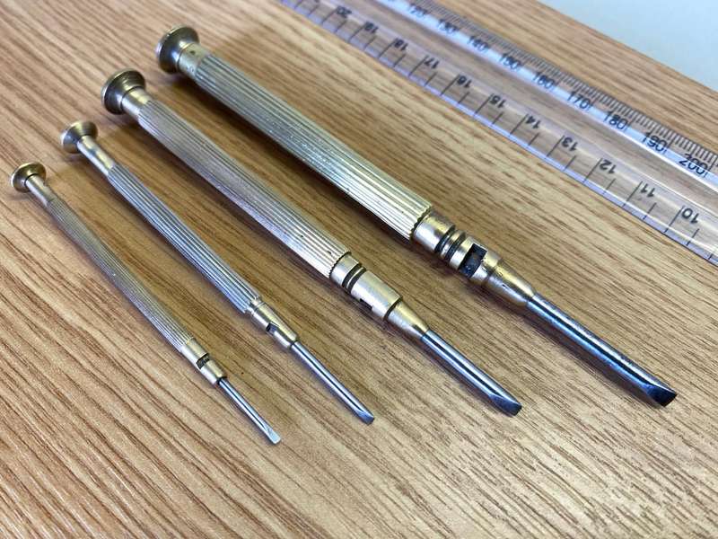 Brass screwdrivers x 4