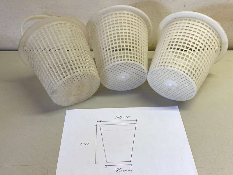Pool pump baskets x 3