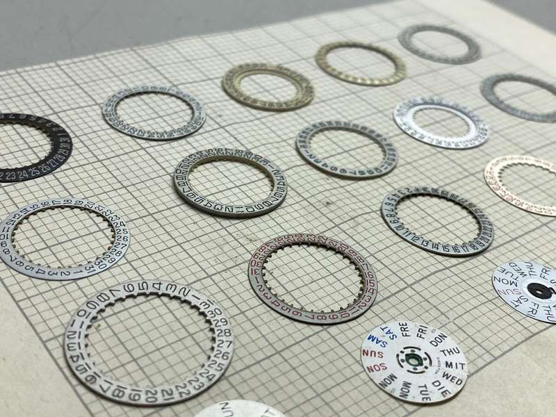 Watch movement day/date rings- 20 pieces