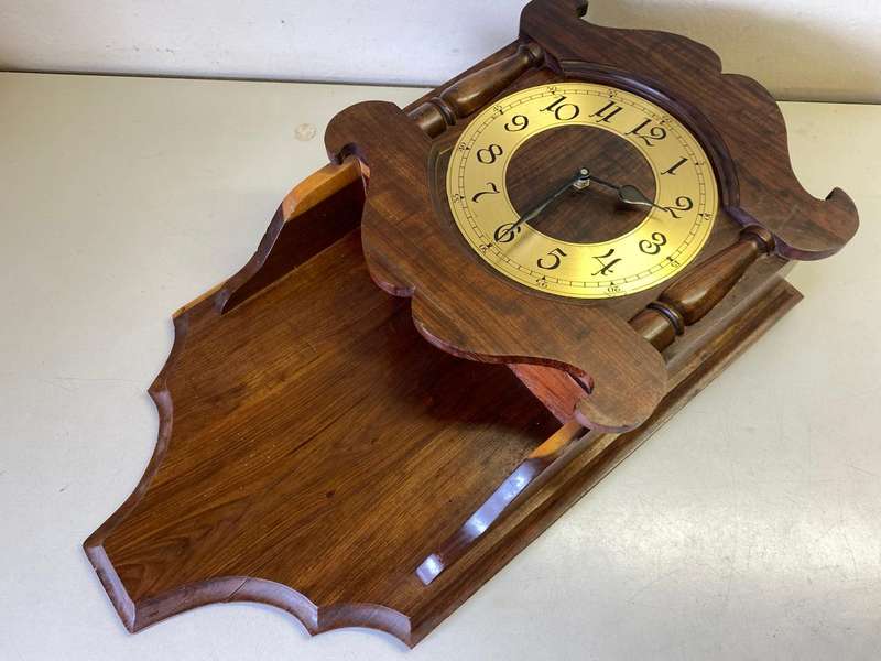 Wooden wall clock with quartz movement - 550 x 300mm case