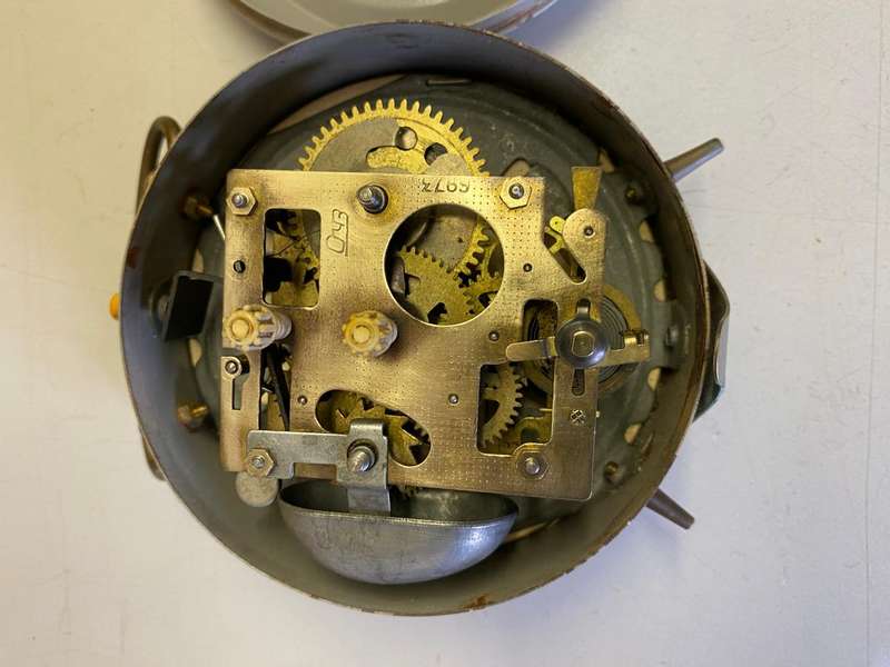 VEGA - antique USSR alarm clock - parts/repair