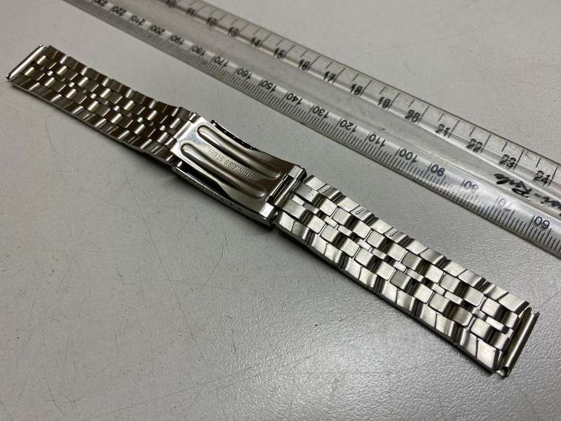 18mm stainless steel bracelet #40