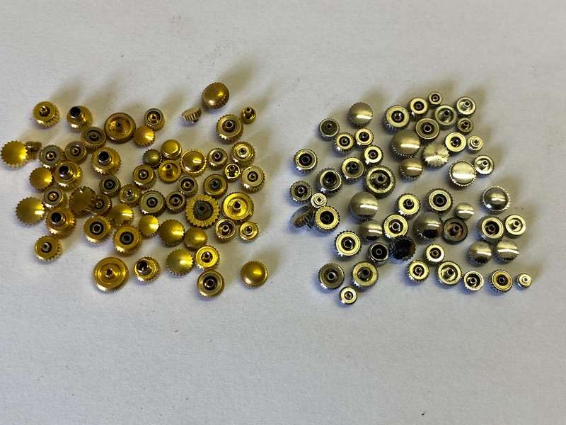 Assorted used watch crowns - 100+ pieces - lot 1