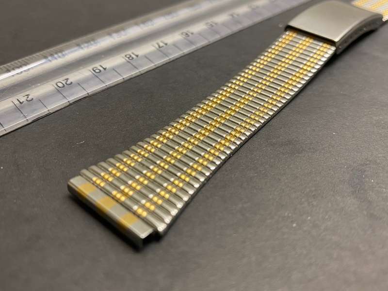 18mm stainless steel strap - gold accents