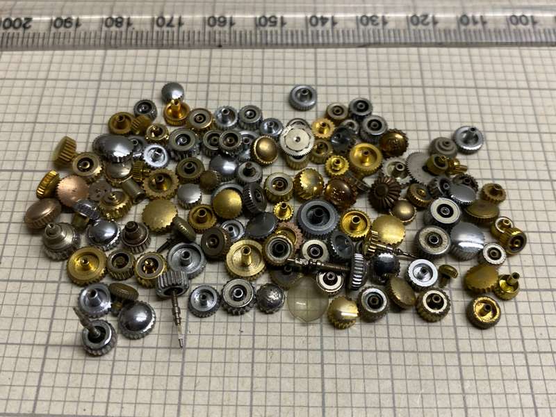 Assorted used watch crowns - 100+ pieces - lot 2