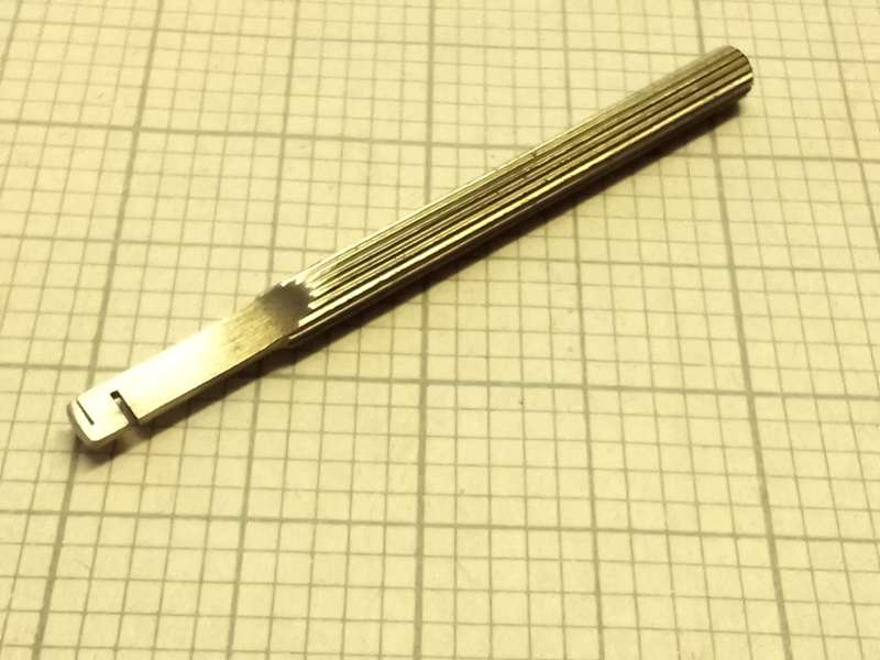 Watchmakers pivot straightener