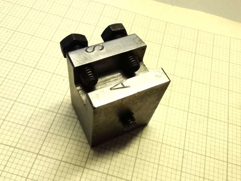 Tool holder for Unimat lathe