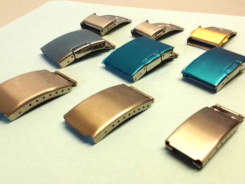 16 x tri-fold bracelet clasps
