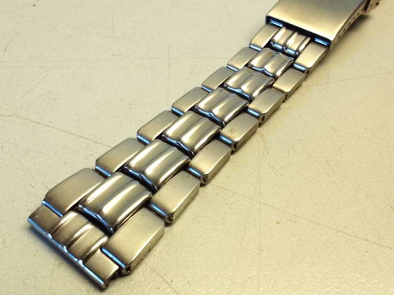 18mm stainless steel bracelet