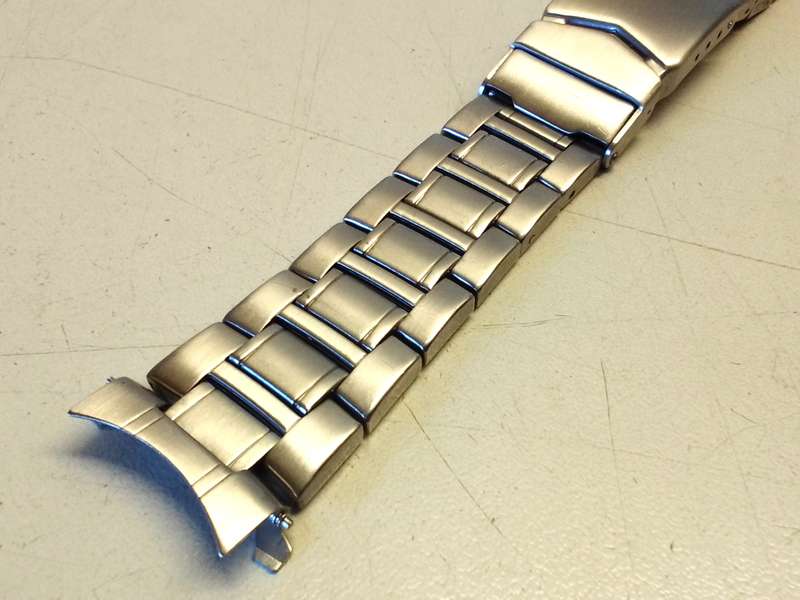 Used 20mm stainless steel bracelet