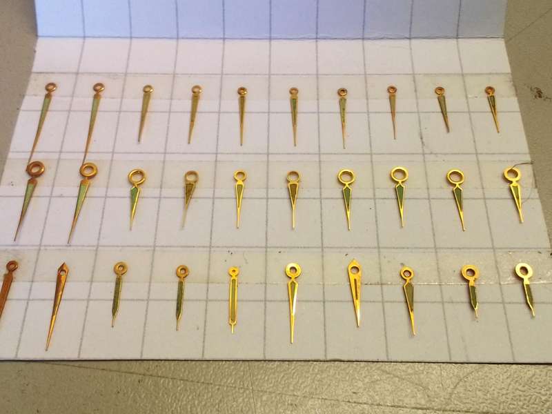 Hour & minute hands for watch - gilt lumed