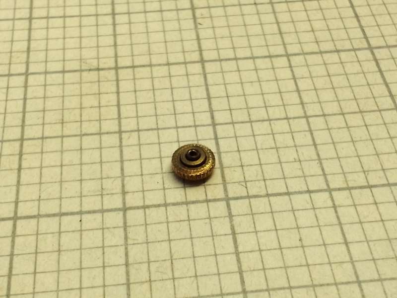 Omega gold crown - 4.5mm - #2
