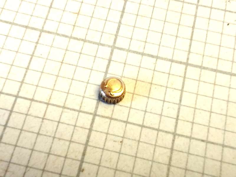 Omega gold crown - 3.3mm