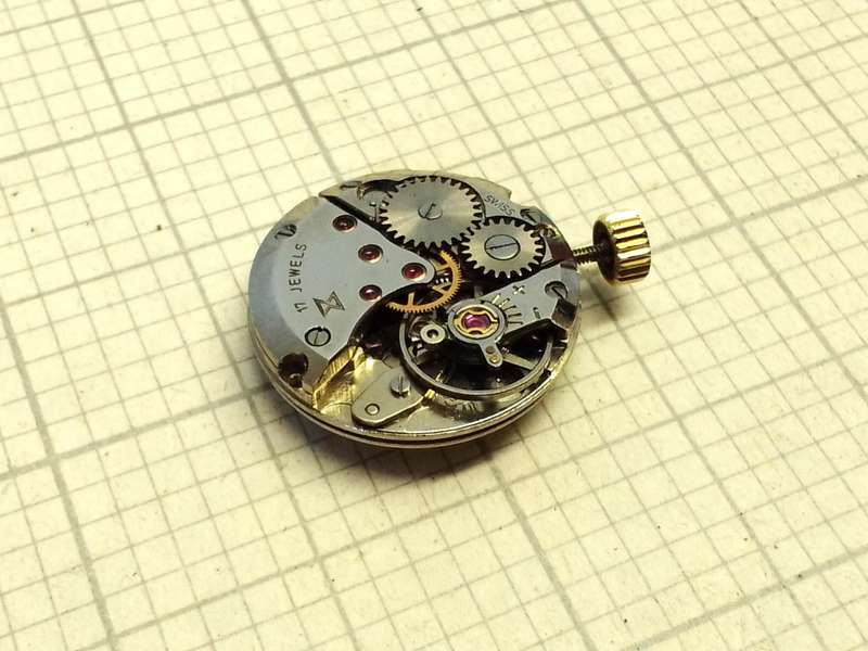 EDOX ETA 2840 movement - works