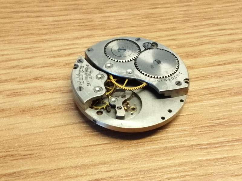 WALTHAM - 28mm pocket watch movement - parts/repair