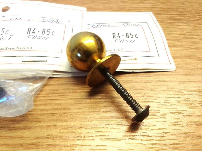 20mm solid brass furniture knobs x 2