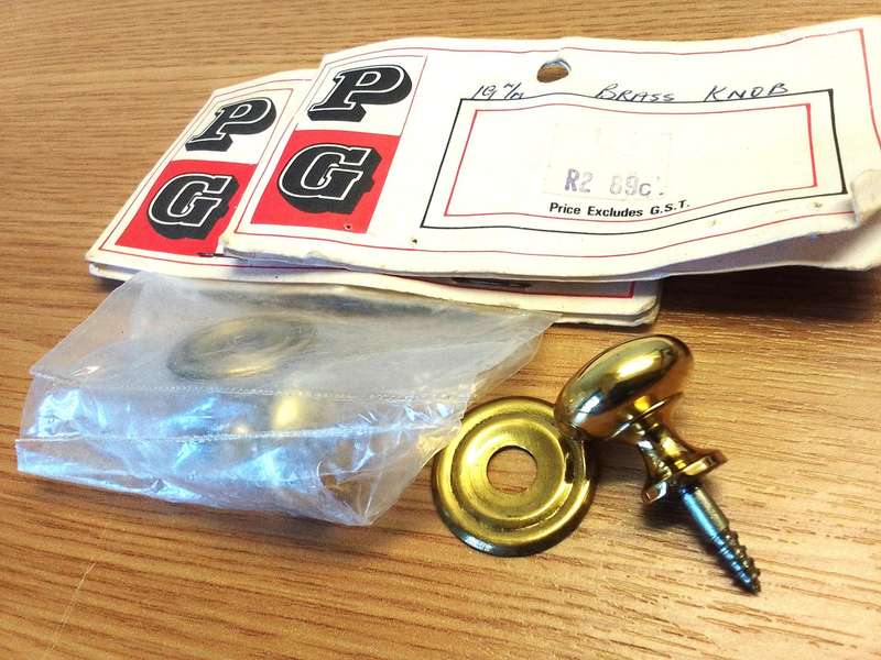 18.5mm solid brass furniture knobs x 2